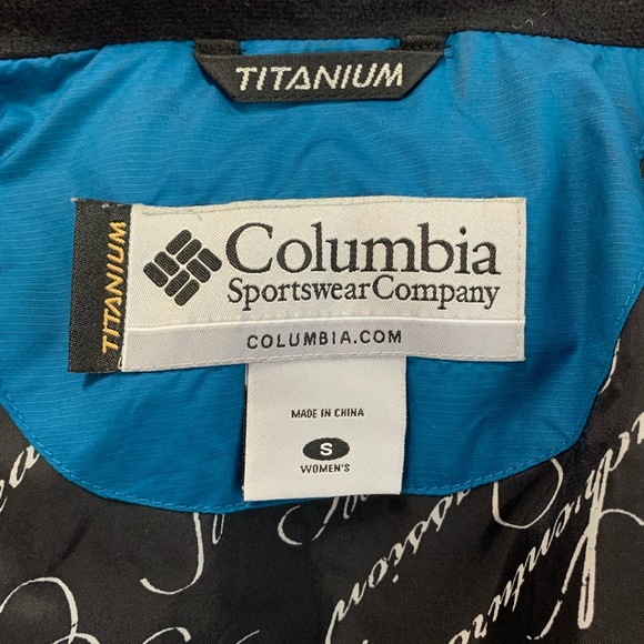 Columbia Sportswear Titanium Down Vest with hood teal small - Picture 7 of 13